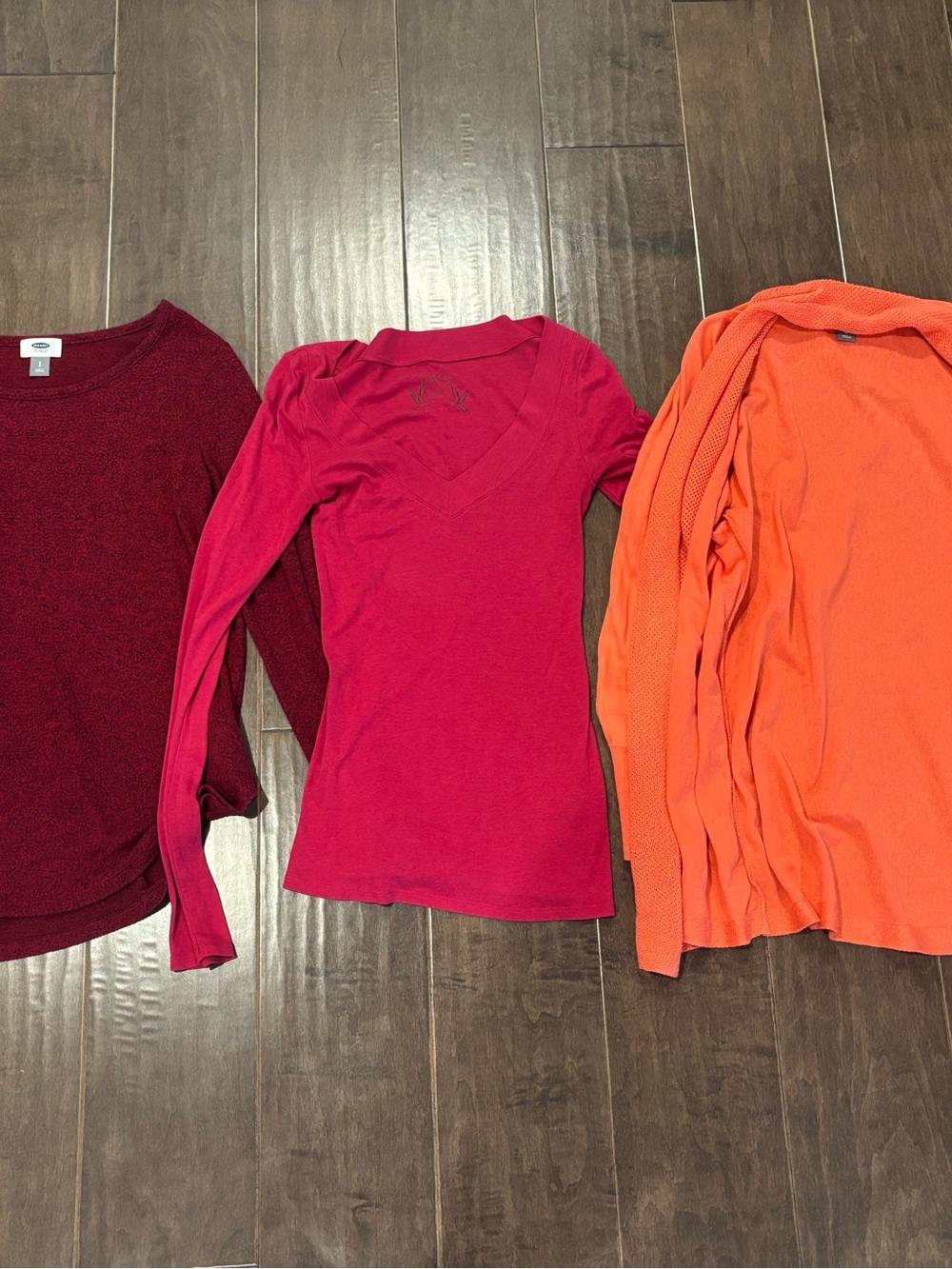 Old Navy Women’s Sweater Lot Orange Pink Burgundy Size Small